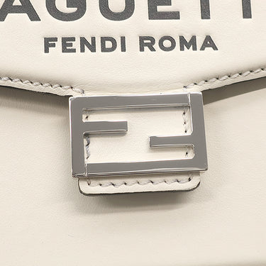 フェンディ FENDI バゲット フォンポーチ ショルダー ホワイト レザー ショルダーバッグ シルバー金具 マークジェイコブス コラボ