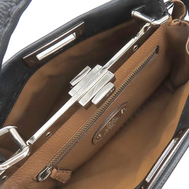 フェンディ FENDI ピーカブー セレリア ミディアム ブラック レザー 2WAYバッグ シルバー金具 黒 ハンドバッグ ショルダー