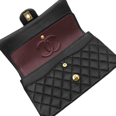 シャネル CHANEL マトラッセ25 ダブルフラップ A01112 ブラック ラムスキン ショルダーバッグ ゴールド金具 チェーンショルダー