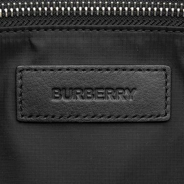バーバリー BURBERRY ロゴ トート 8026233 ブラック ナイロン 2WAYバッグ シルバー金具 黒 ショルダー A4 大容量