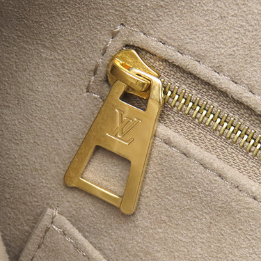 ルイヴィトン LOUIS VUITTON オンザゴー MM M45494 トゥルトレールクレーム モノグラムアンプラント バイカラーモノグラムアンプラント トートバッグ ゴールド金具 グレー 肩掛け