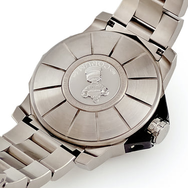 腕時計 コルム CORUM アドミラルズカップ コンペティション 48 01.0001 自動巻き メンズ 白 デイデイト スモールセコンド チタン