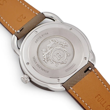 腕時計 エルメス HERMES アルソー GM AR7Q.810a W055638WW00 クオーツ メンズ グレー デイト アラビア ラウンド