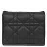 クリスチャン・ディオール Christian Dior カナ―ジュ コンパクト S01780NMJ ブラック レザー 二つ折り財布 ゴールド金具 黒 チャーム付き