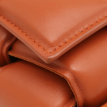 ボッテガヴェネタ BOTTEGA VENETA ザ チェーン カセット 631421 オレンジブラウン ラムスキン ショルダーバッグ ゴールド金具 マキシイントレチャート