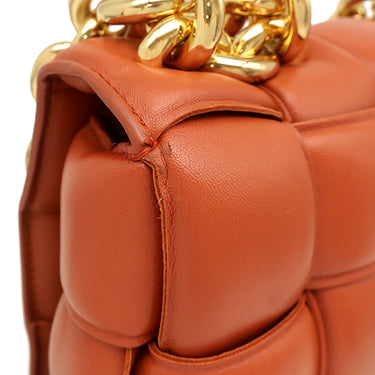 ボッテガヴェネタ BOTTEGA VENETA ザ チェーン カセット 631421 オレンジブラウン ラムスキン ショルダーバッグ ゴールド金具 マキシイントレチャート