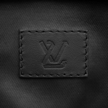 ルイヴィトン LOUIS VUITTON LVスノー ドップ キット M21435 ブラック ナイロン レザー ポーチ ブラック金具 ロゴ 刺繍 トラベルポーチ