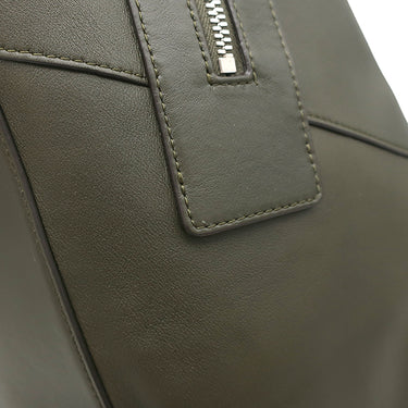ボッテガヴェネタ BOTTEGA VENETA パッチワーク バックパック 580155 オリーブ レザー リュック・デイパック シルバー金具 リュック 大容量 PC収納