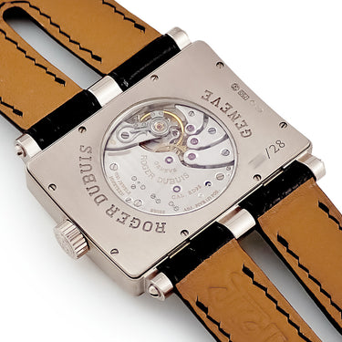 腕時計 ロジェデュブイ ROGER DUBUIS トゥーマッチ T31 98 0-SD 3.63 手巻き メンズ K18WG無垢 純正ダイヤ 青針 アラビア 28本限定