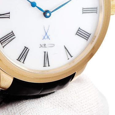 腕時計 グラスヒュッテ オリジナル GLASHUTTE ORIGINAL セネタ マイセン 100-10-01-01-04 自動巻き メンズ K18YG無垢 青針 白磁 ローマン