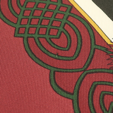 エルメス HERMES カレ90 レッド×マルチカラー シルク スカーフ 【DECOUPAGES/切り絵】