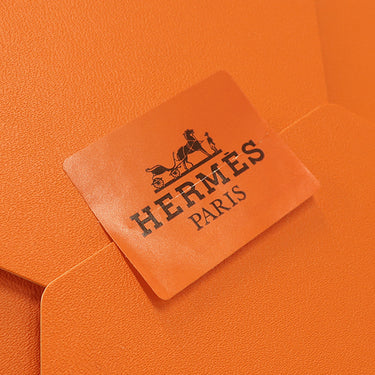 エルメス HERMES カレ90 レッド×マルチカラー シルク スカーフ 【DECOUPAGES/切り絵】