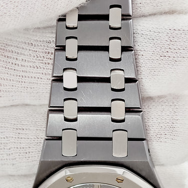 腕時計 オーデマピゲ AUDEMARS PIGUET ロイヤルオーク チャンピオンシップ 56175TT.OO.0789TT.01 クオーツ メンズ タンタル グレー 限定
