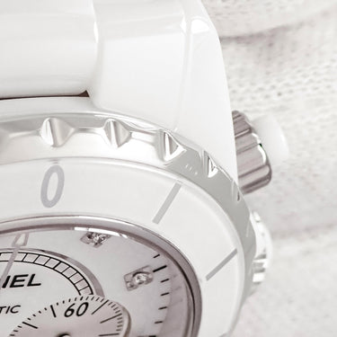 腕時計 シャネル CHANEL J12 クロノグラフ 41mm H2009 自動巻き メンズ 純正ダイヤ ホワイト セラミック スモールセコンド デイト