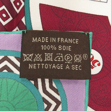 エルメス HERMES カレ90 CARRE パープル×ボルドー×マルチカラー シルク スカーフ 【LE TOUR DU MONDE EN 63 CASES/63マスの世界旅行】