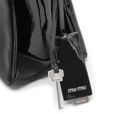 ミュウミュウ MIU MIU チェーン ハンドバッグ 5BH019 NERO エナメル レザー 2WAYバッグ シルバー金具 黒 ハンドバッグ ショルダー