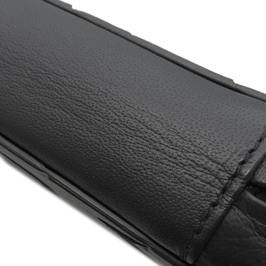 ボッテガヴェネタ BOTTEGA VENETA マキシ イントレチャート ブラック レザー ポーチ マットブラック金具 黒 セカンドバッグ トラベルポーチ