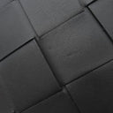 ボッテガヴェネタ BOTTEGA VENETA マキシ イントレチャート ブラック レザー ポーチ マットブラック金具 黒 セカンドバッグ トラベルポーチ