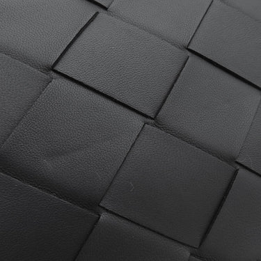 ボッテガヴェネタ BOTTEGA VENETA マキシ イントレチャート ブラック レザー ポーチ マットブラック金具 黒 セカンドバッグ トラベルポーチ