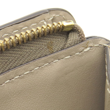 フェンディ FENDI FF ダイヤモンド 財布 グレー レザー 二つ折り財布 ゴールド金具 グレージュ コンパクトウォレット