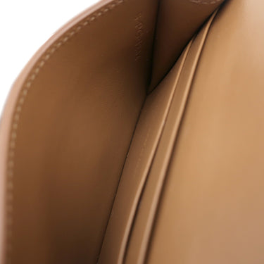 セリーヌ CELINE トリオンフ フラップ付き カードホルダー ブラウン系 カーフ シャイニーカーフスキン カードケース ゴールド金具 茶