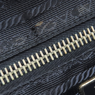 プラダ PRADA 三角ロゴ ショルダ― VA0269 NERO ナイロン レザー テスート サフィアーノ ショルダーバッグ シルバー金具 黒 斜め掛け