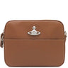ヴィヴィアンウエストウッド Vivienne Westwood サフィアーノカメラバッグ 4303006441214D401 ブラウン レザー ショルダーバッグ シルバー金具 茶 新品 未使用