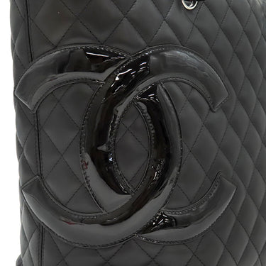 シャネル CHANEL カンボンライン A25169 ブラック レザー エナメル トートバッグ シルバー金具 黒 ピンク キルティング ココマーク