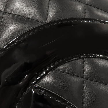 シャネル CHANEL カンボンライン A25169 ブラック レザー エナメル トートバッグ シルバー金具 黒 ピンク キルティング ココマーク