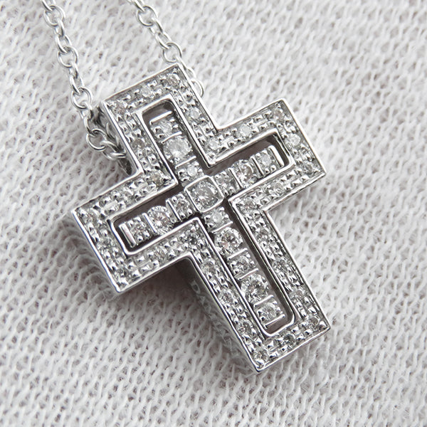 十字架ダイヤモンド　ネックレス　750 K18WG
