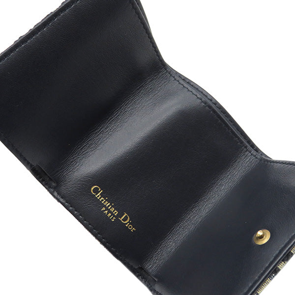 サドル型 コンパクト財布 S5653CTZQ ネイビー キャンバス レザー 三つ折り財布 ゴールド金具 紺 オブリーク ジャガード
