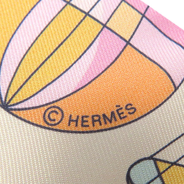 エルメス HERMES ツイリー アプリコット×ヴェール×マルチカラー シルク スカーフ 【LES FOLIES DU CIEL/大空の狂気】