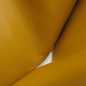 セリーヌ CELINE スモール トリフォールド ウォレット 10B573BEL マスタードイエロー カーフ 三つ折り財布 ゴールド金具 黄色 コンパクト