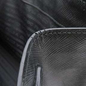 プラダ PRADA サフィアーノ ロゴ 2NE009 ブラック レザー クラッチバッグ シルバー金具 黒 セカンドバッグ